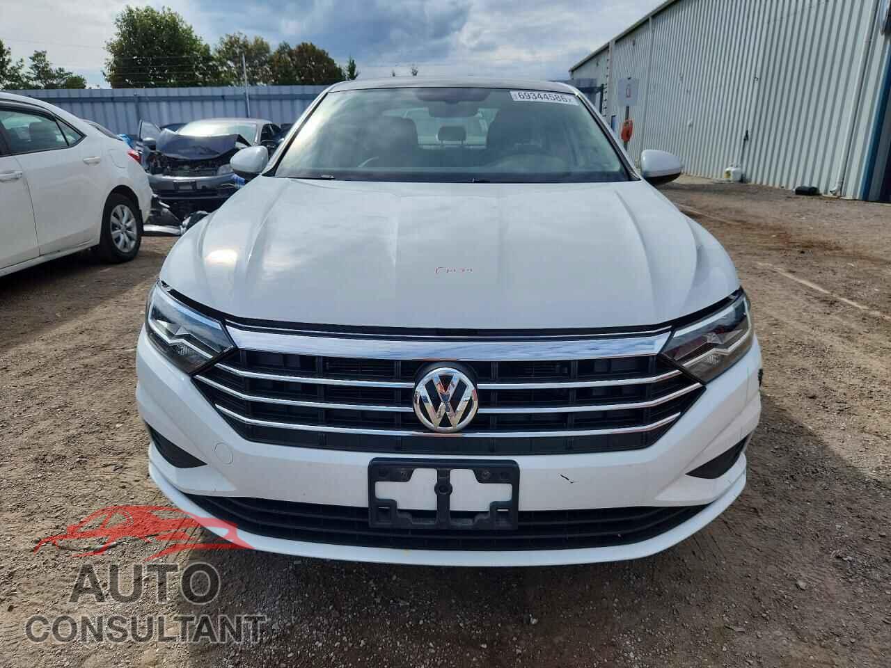 VOLKSWAGEN JETTA 2021 - 3VWE57BU7MM076833