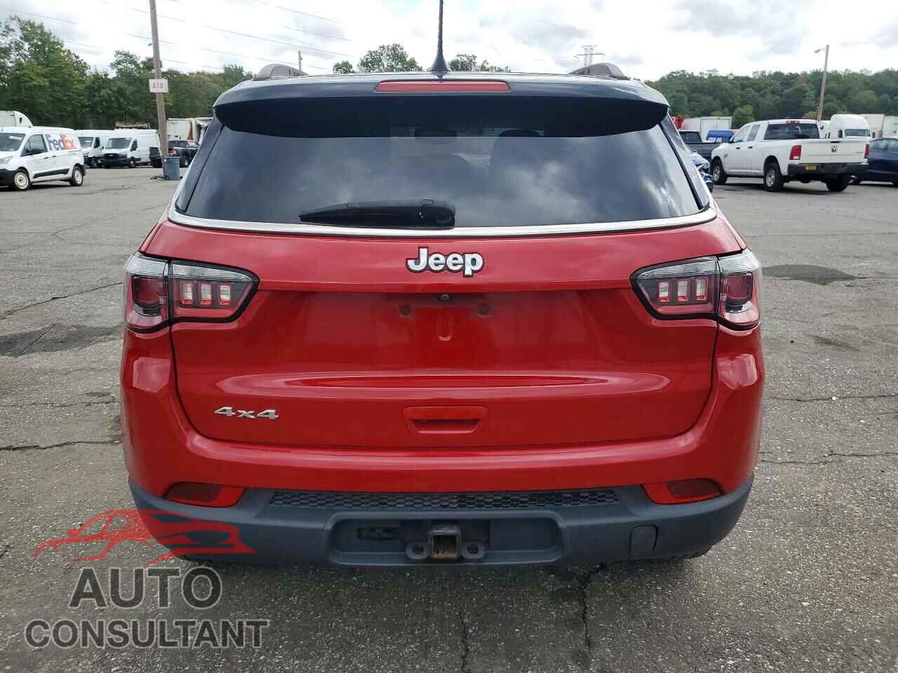 JEEP COMPASS 2018 - 3C4NJDBB3JT131386
