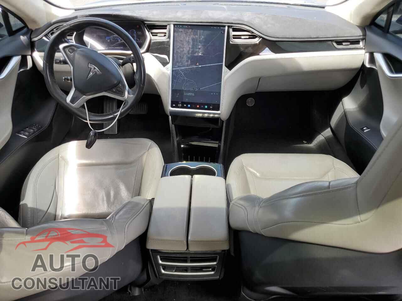 TESLA MODEL S 2015 - 5YJSA1E24FF117421