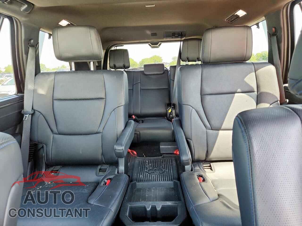 TOYOTA SEQUOIA 2025 - 7SVAAABA1SX056784