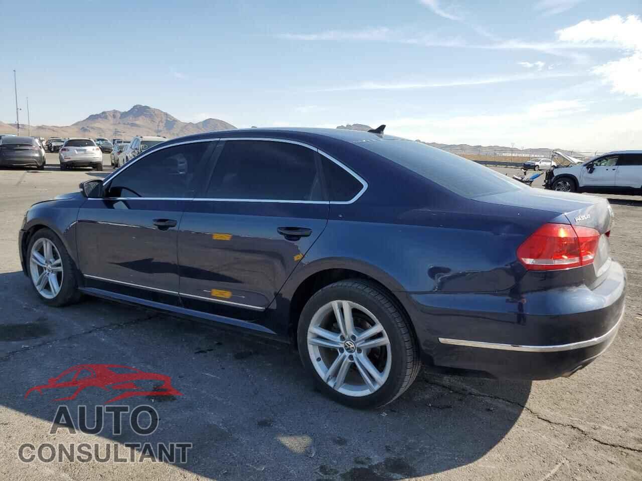 VOLKSWAGEN PASSAT 2013 - 1VWCN7A36DC044652