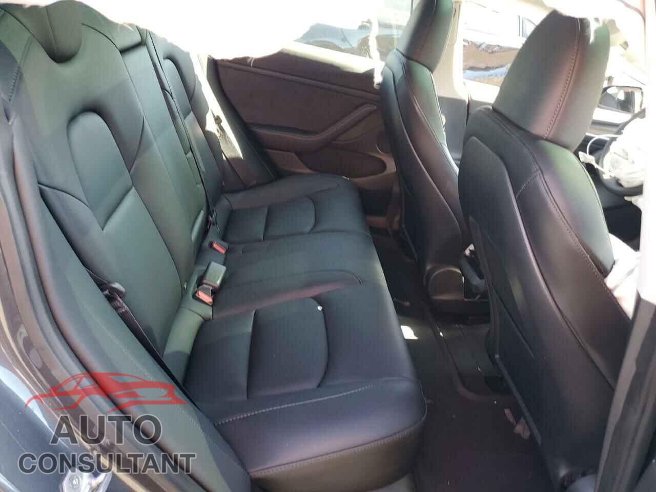 TESLA MODEL 3 2023 - 5YJ3E1EA5PF542678
