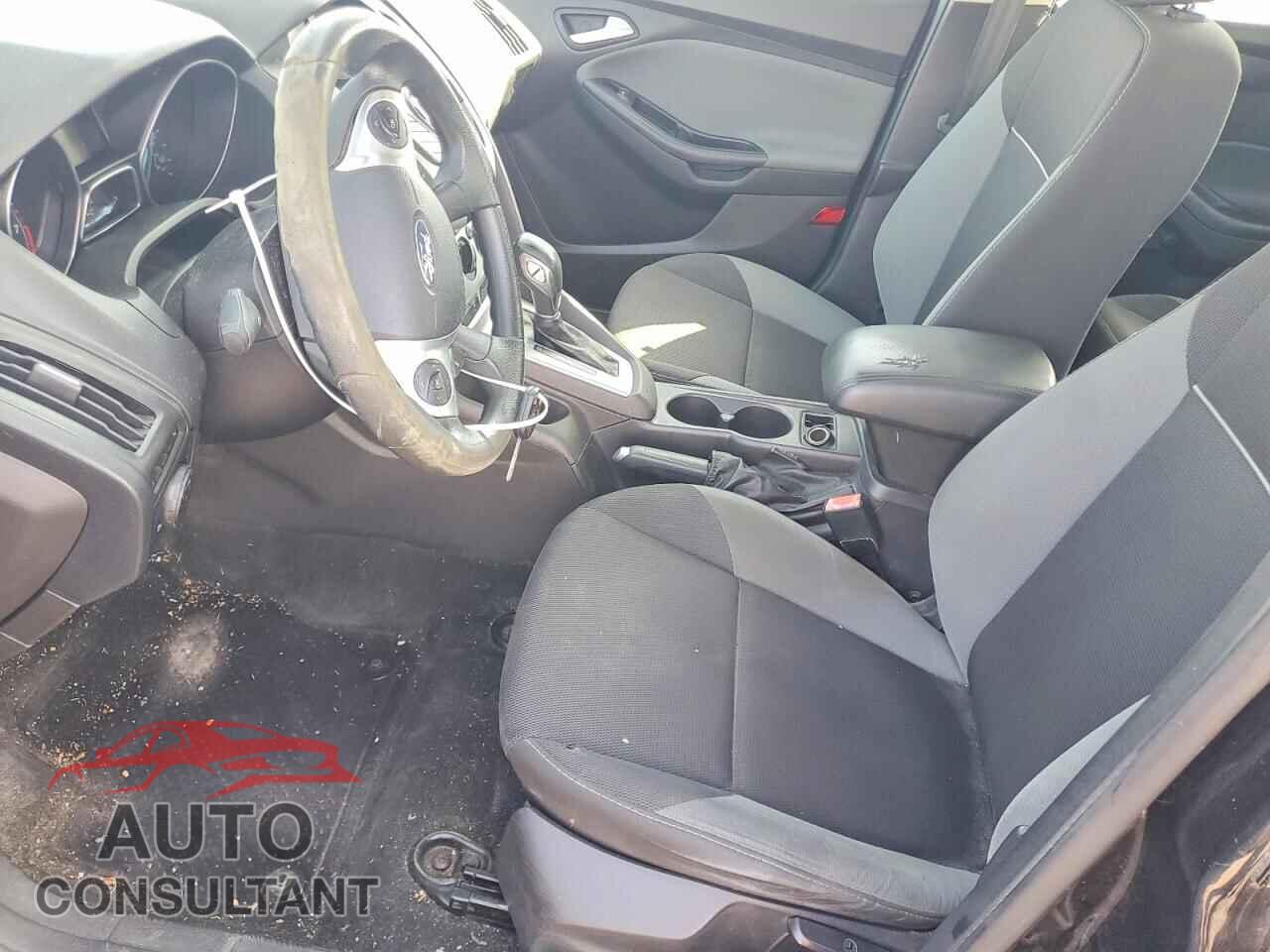 FORD FOCUS 2013 - 1FADP3F2XDL319326