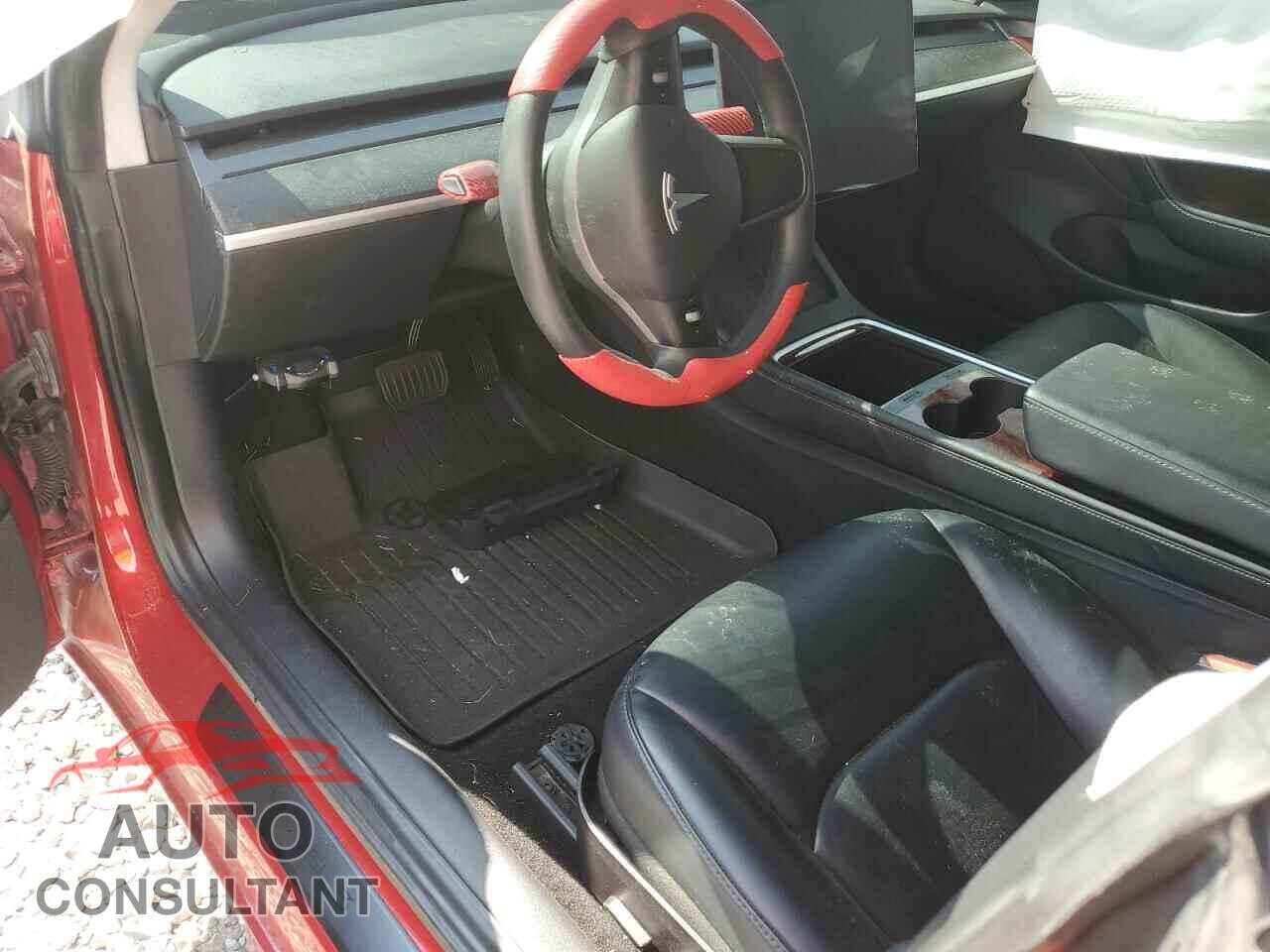 TESLA MODEL 3 2021 - 5YJ3E1EBXMF983582