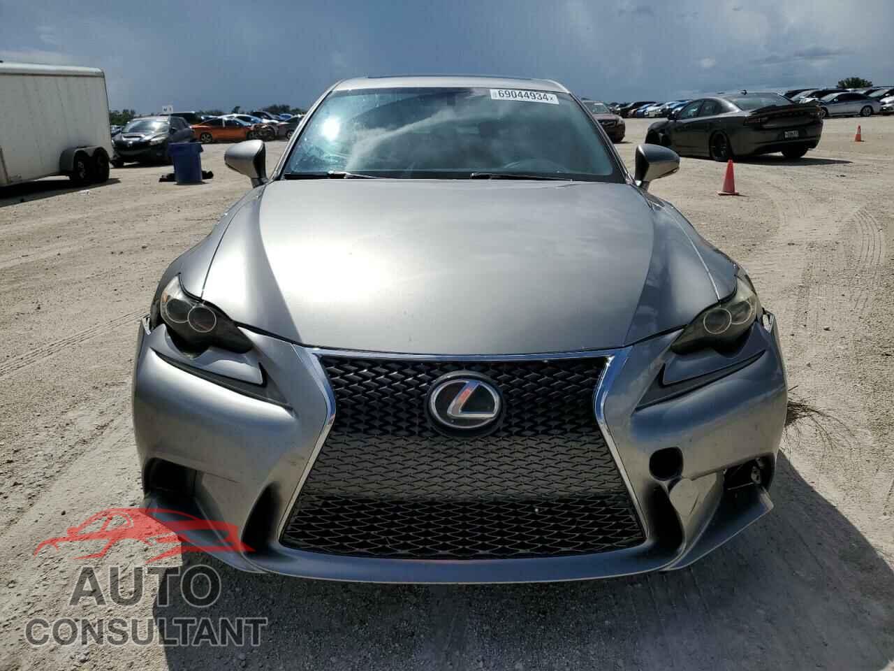 LEXUS IS 2015 - JTHBF1D21F5059707