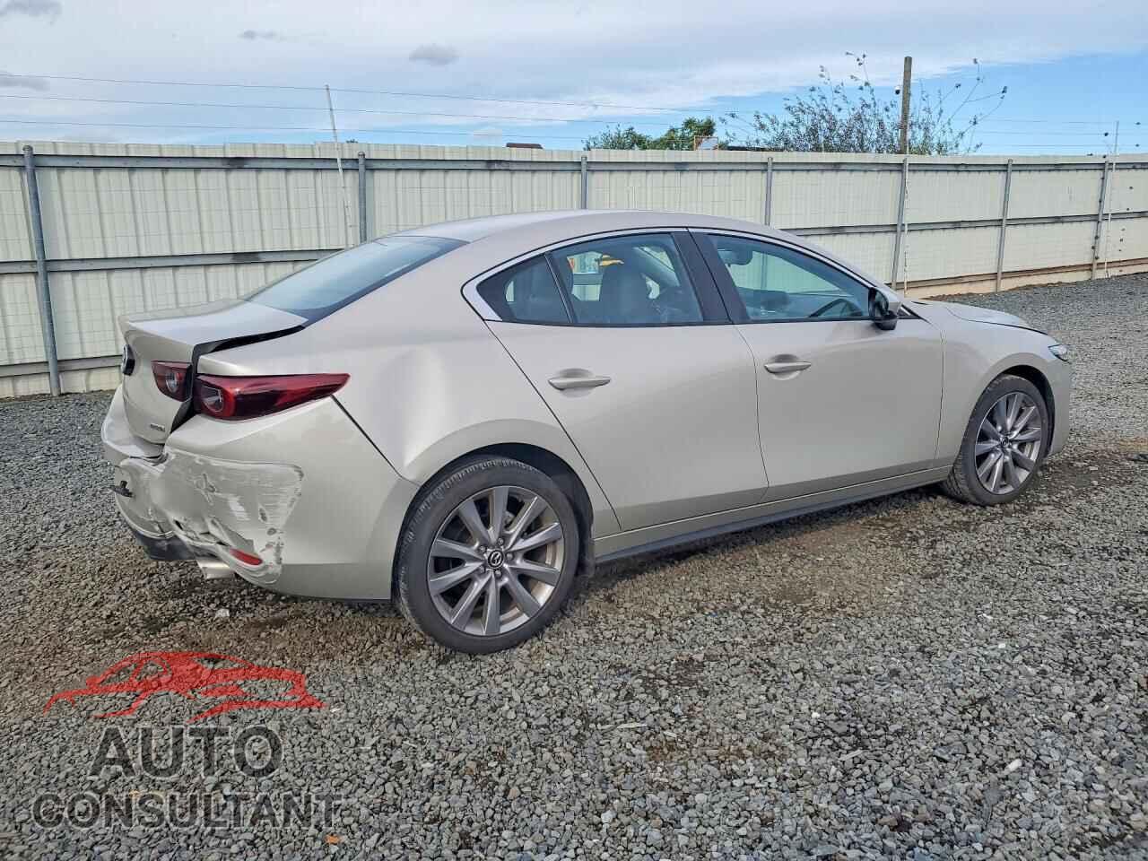 MAZDA 3 2023 - 3MZBPACM4PM379520