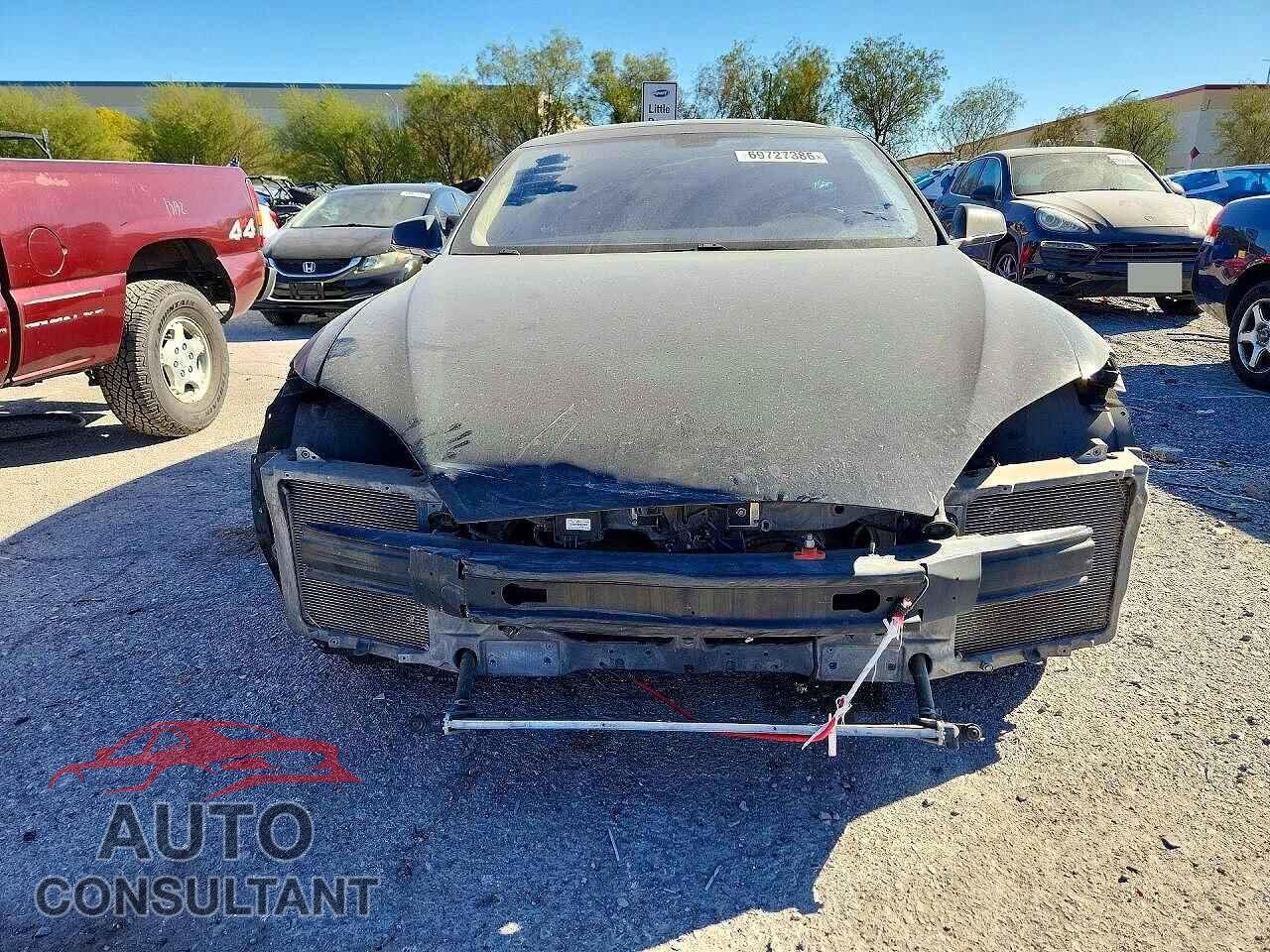 TESLA MODEL S 2013 - 5YJSA1DP0DFP07660