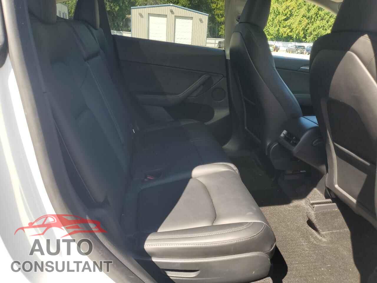 TESLA MODEL Y 2023 - 7SAYGAEE4PF896424