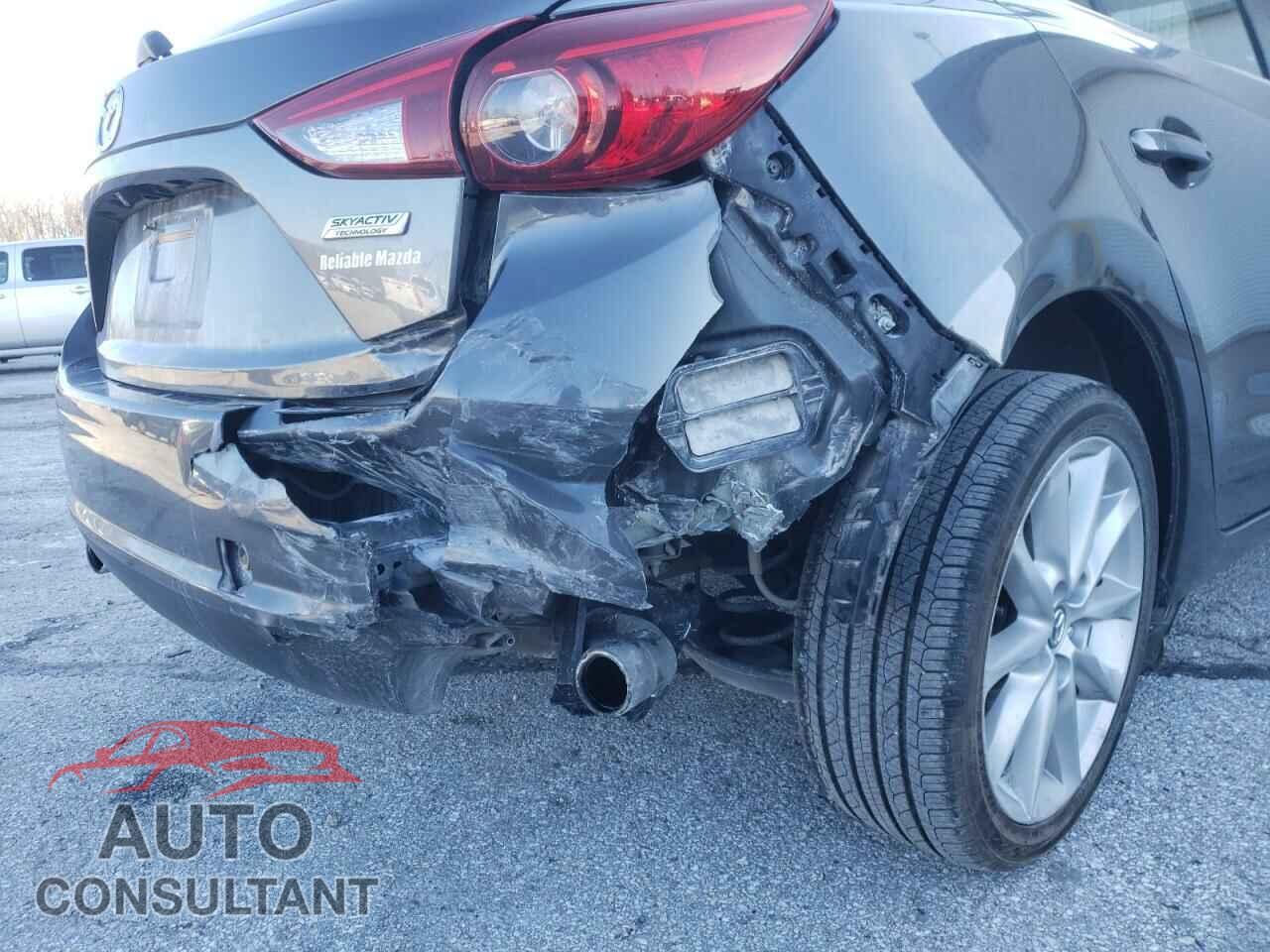 MAZDA 3 2017 - JM1BN1M38H1131560