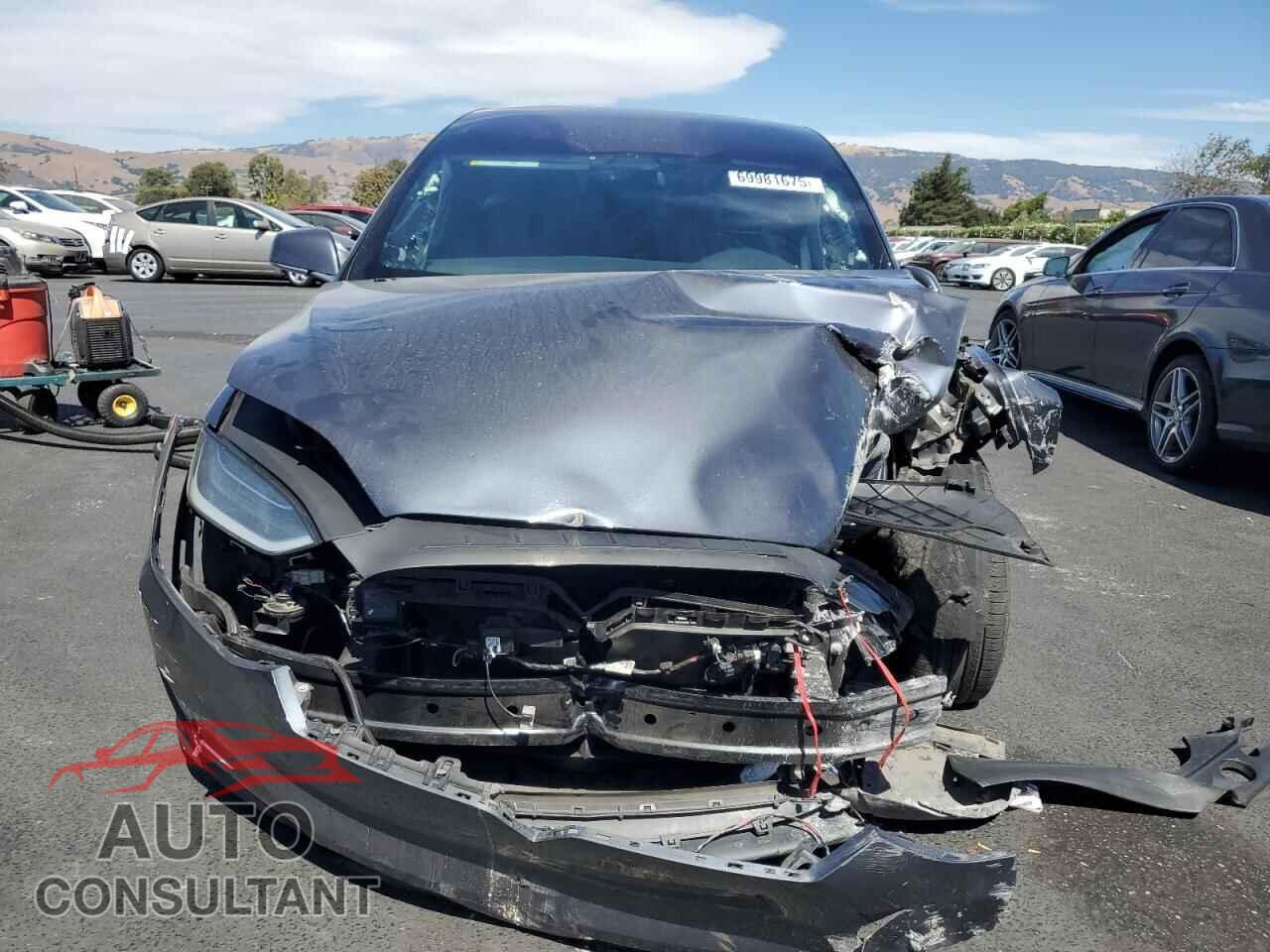 TESLA MODEL X 2018 - 5YJXCBE21JF136877