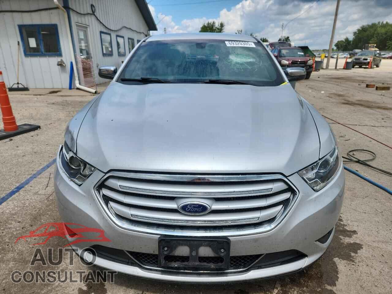 FORD TAURUS 2015 - 1FAHP2F85FG100916