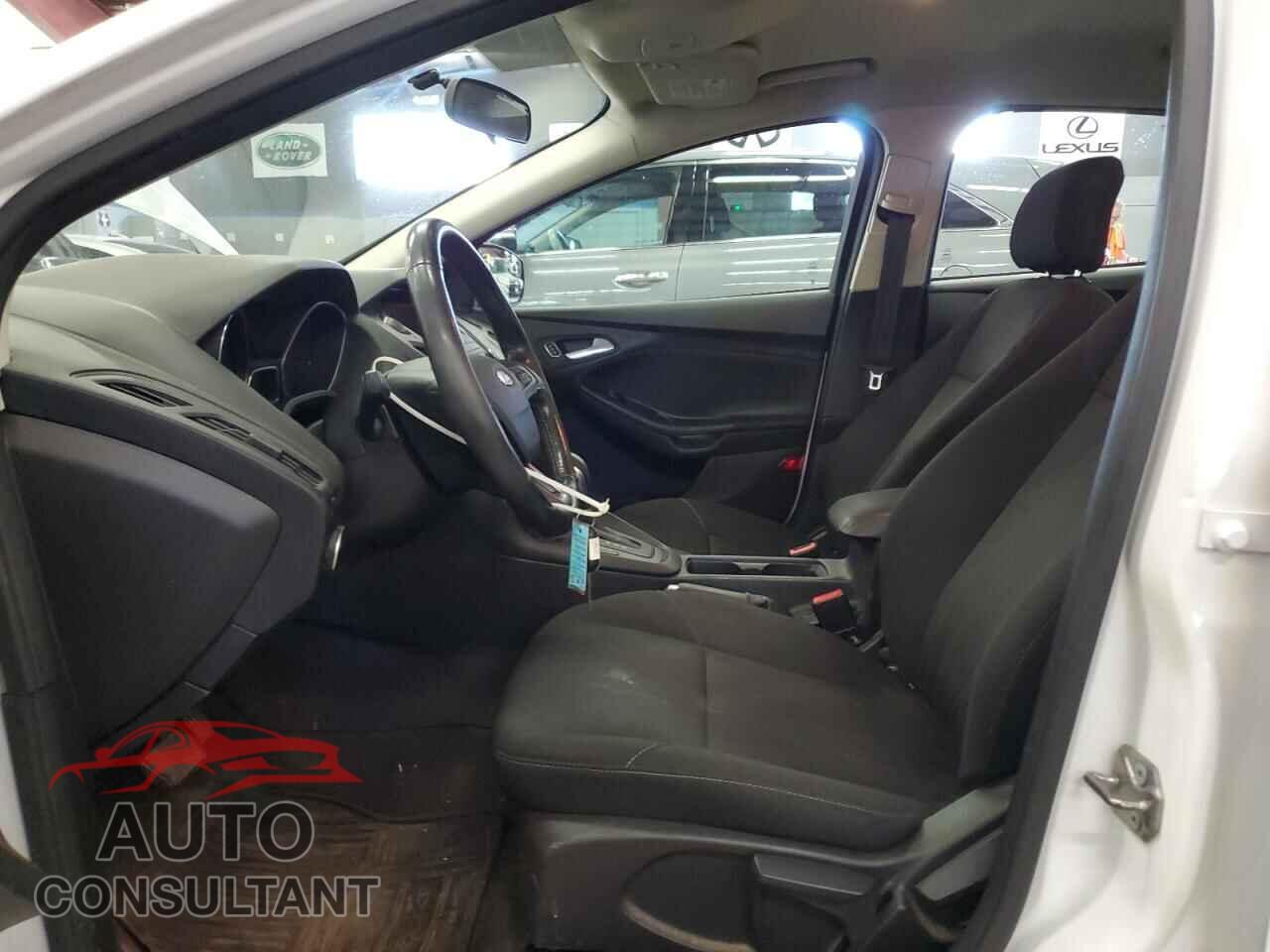 FORD FOCUS 2017 - 1FADP3FE1HL321546