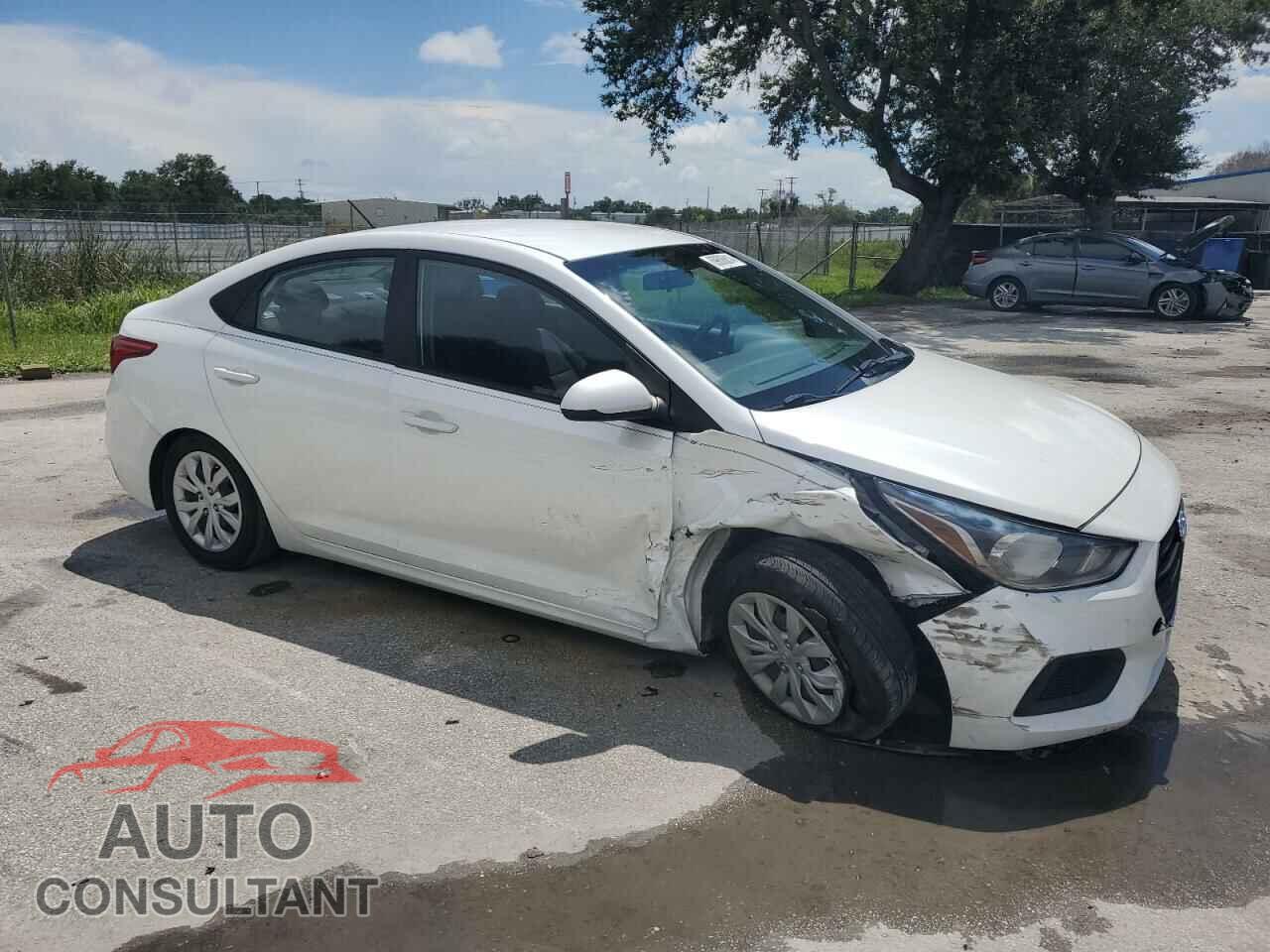 HYUNDAI ACCENT 2018 - 3KPC24A38JE018178