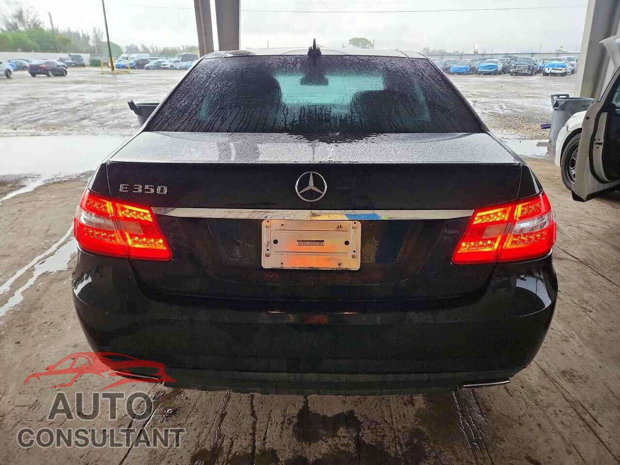 MERCEDES-BENZ E-CLASS 2011 - WDDHF5GB2BA290735