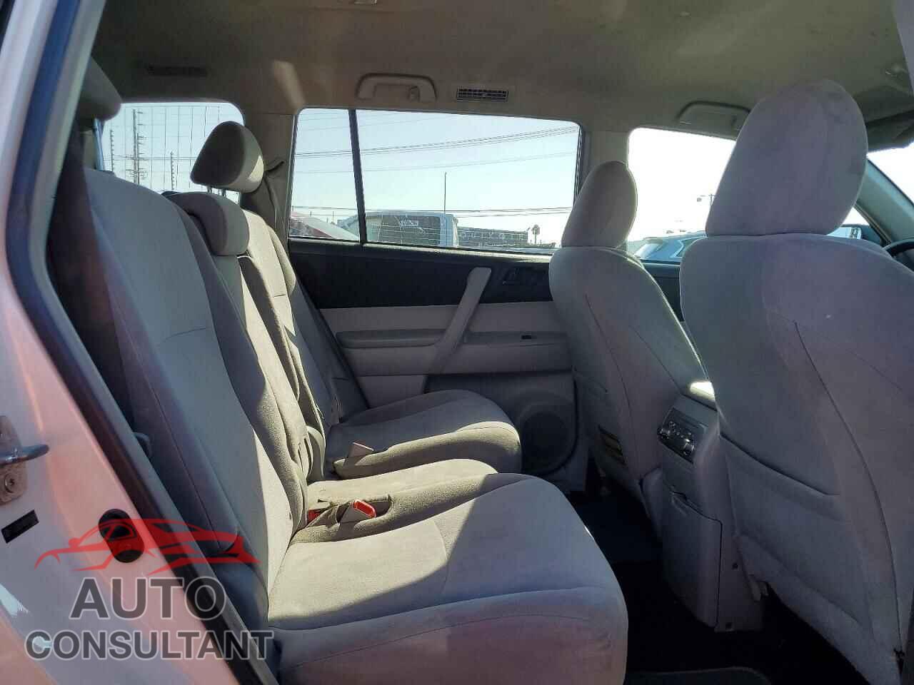 TOYOTA HIGHLANDER 2013 - 5TDZA3EH8DS036381