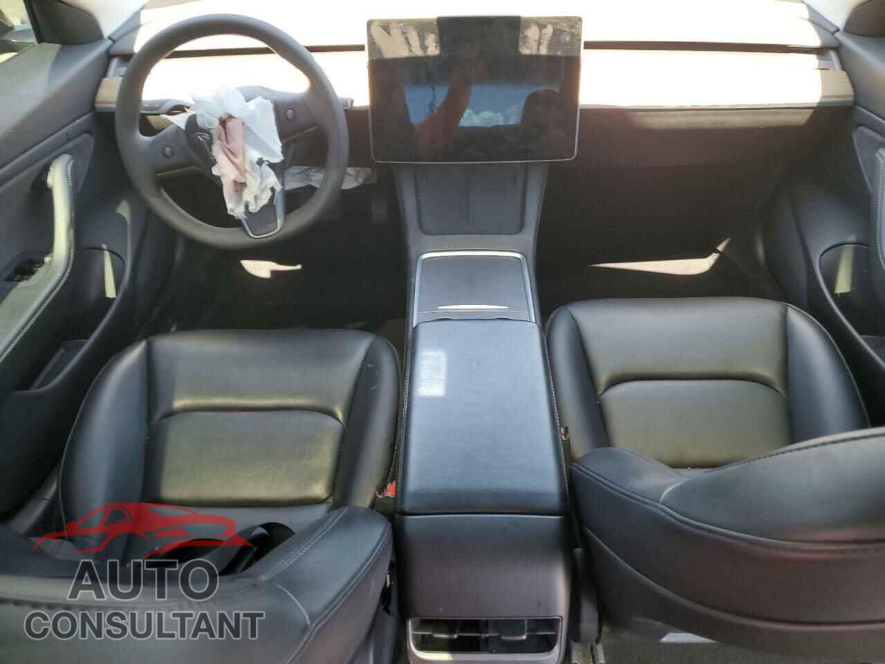 TESLA MODEL 3 2021 - 5YJ3E1EB9MF938357