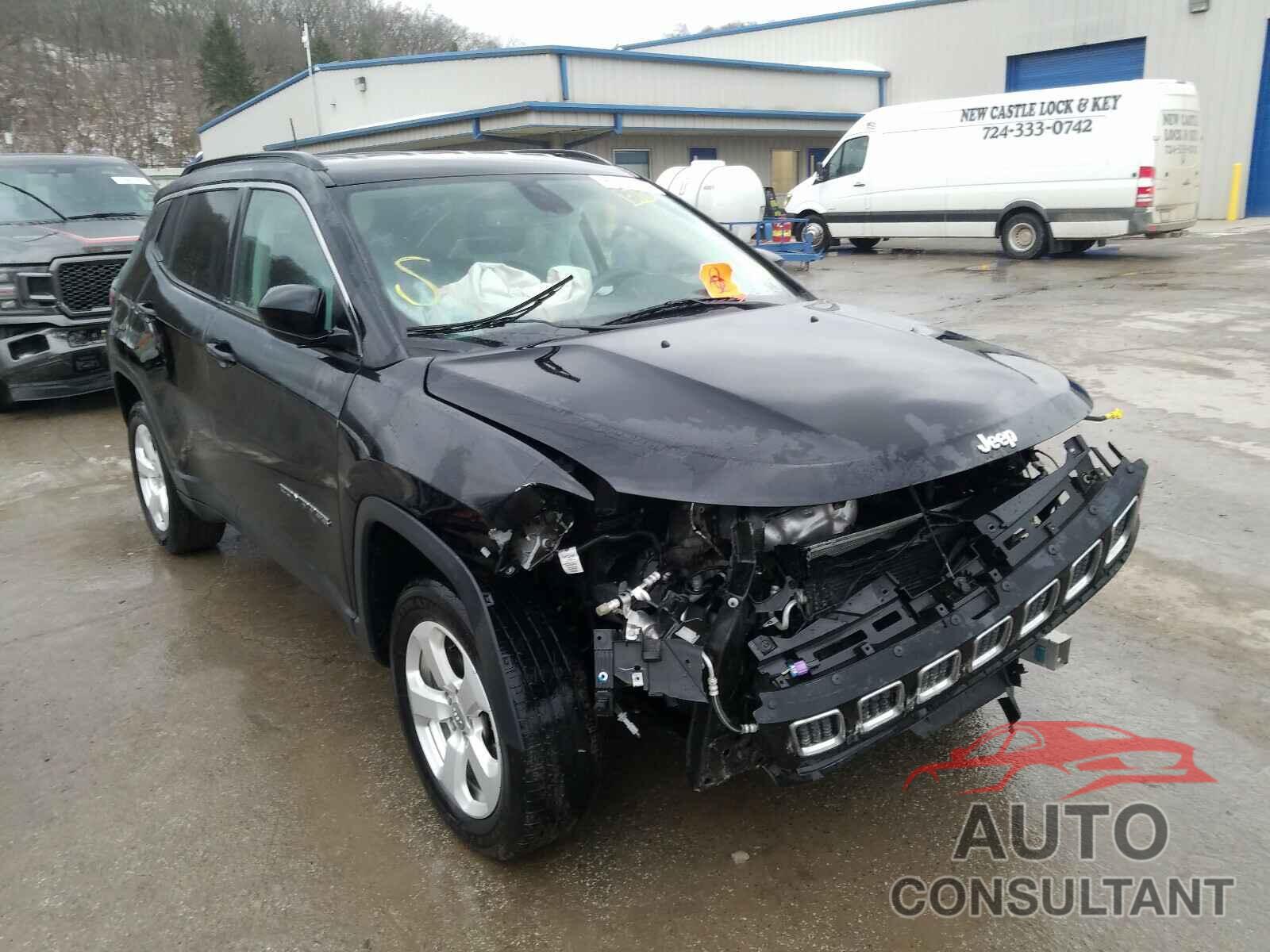 JEEP COMPASS 2018 - 3C4NJDBB4JT434127