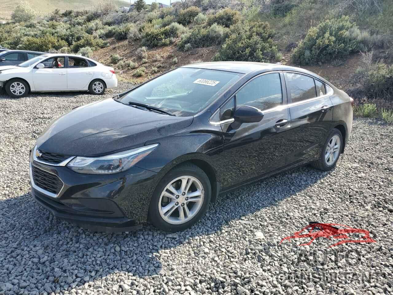 CHEVROLET CRUZE 2018 - 1G1BE5SM9J7180278