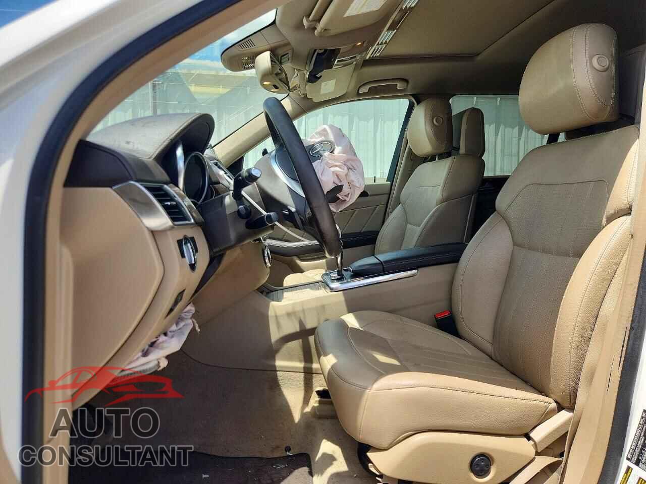 MERCEDES-BENZ GL-CLASS 2015 - 4JGDF6EE2FA455020