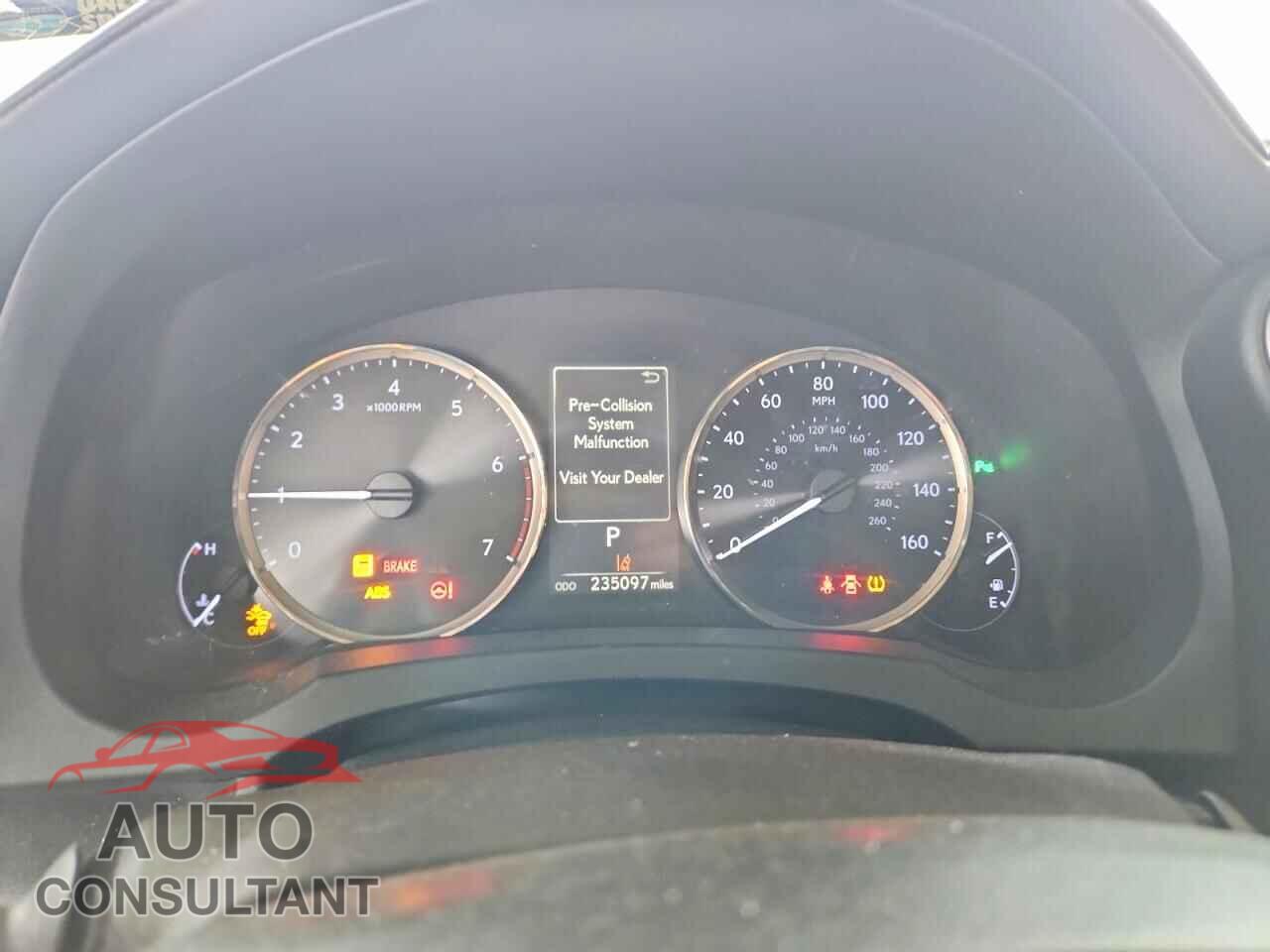 LEXUS IS 2018 - JTHBA1D27J5076633