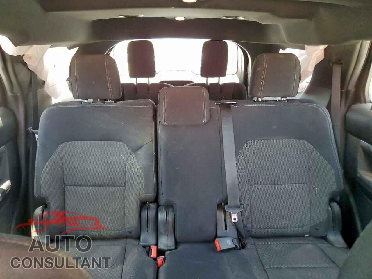 FORD EXPLORER 2018 - 1FM5K7D80JGB78097