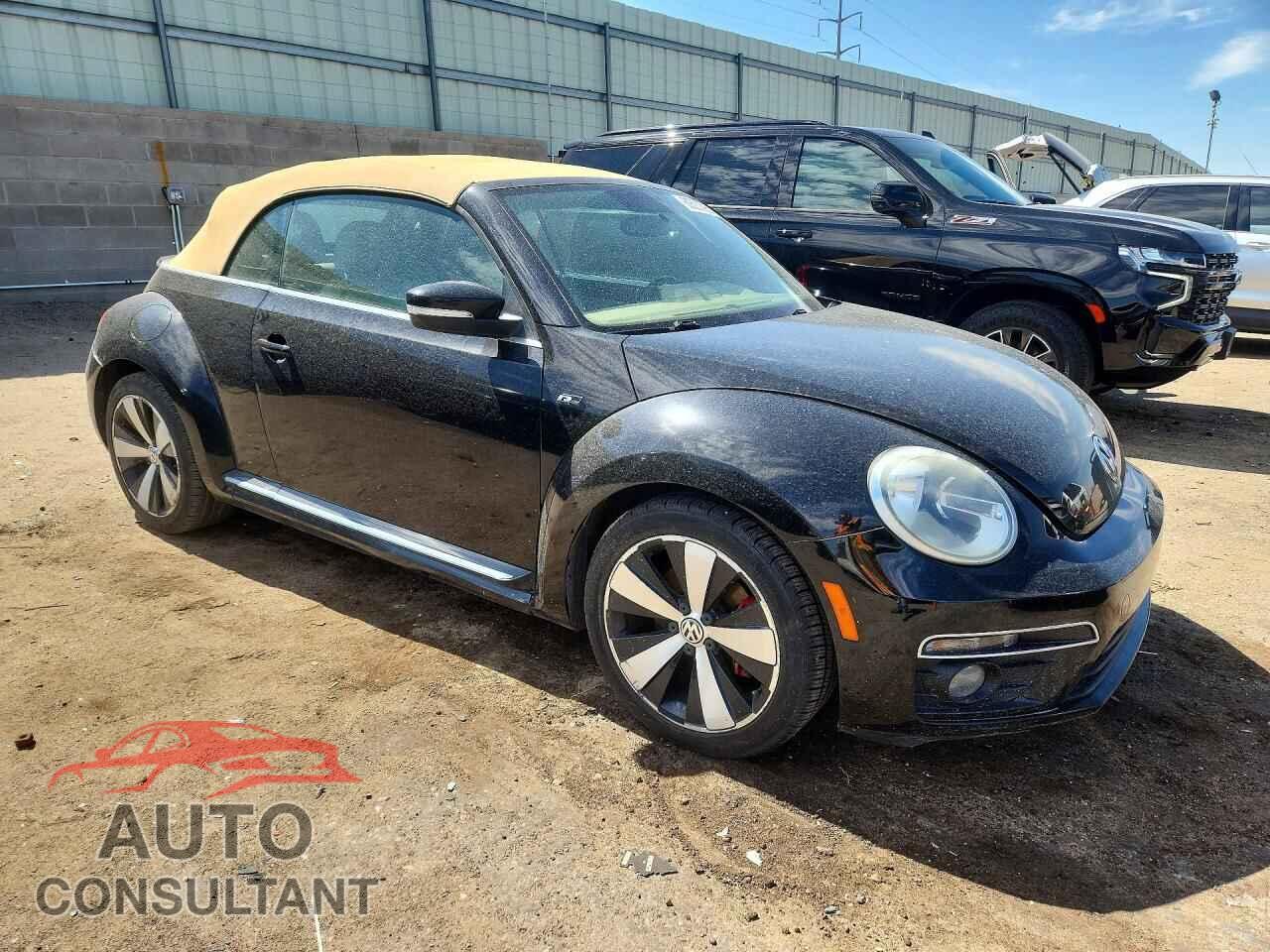 VOLKSWAGEN BEETLE 2014 - 3VW7T7AT6EM802495