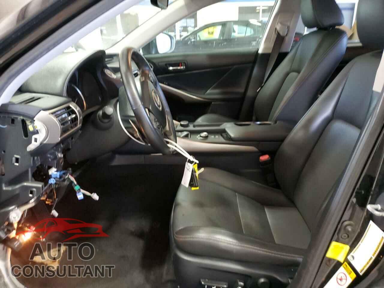 LEXUS IS 2015 - JTHBF1D25F5081824