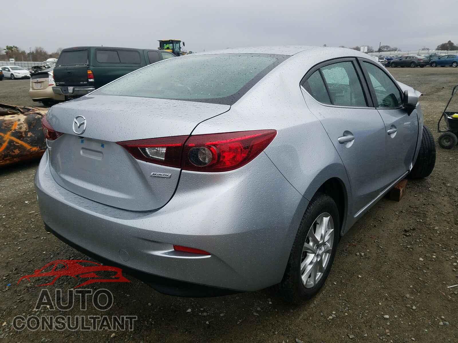 MAZDA 3 2017 - 3MZBN1U72HM152147
