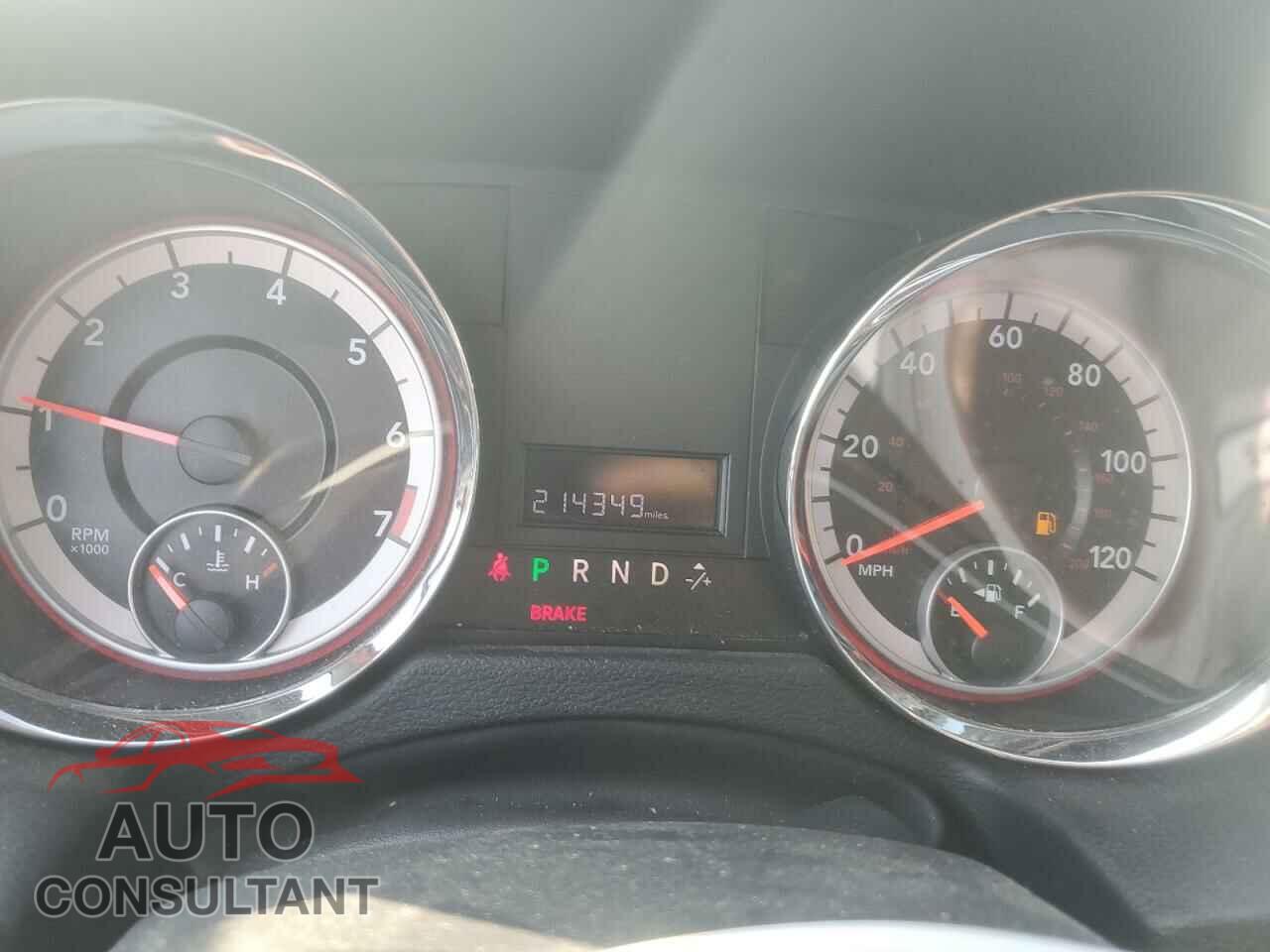 DODGE CARAVAN 2011 - 2D4RN3DG9BR715534
