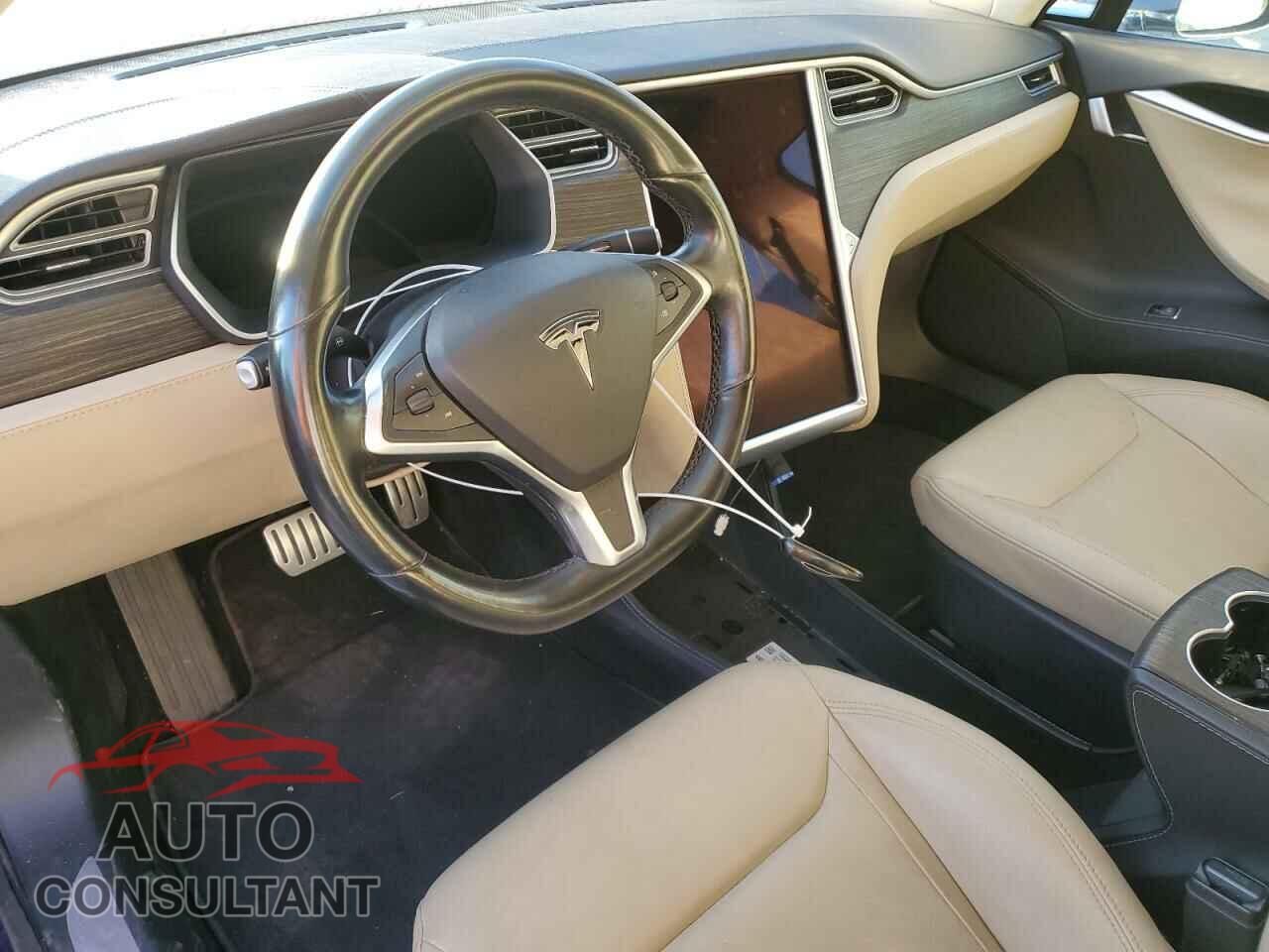 TESLA MODEL S 2015 - 5YJSA1E45FF112083