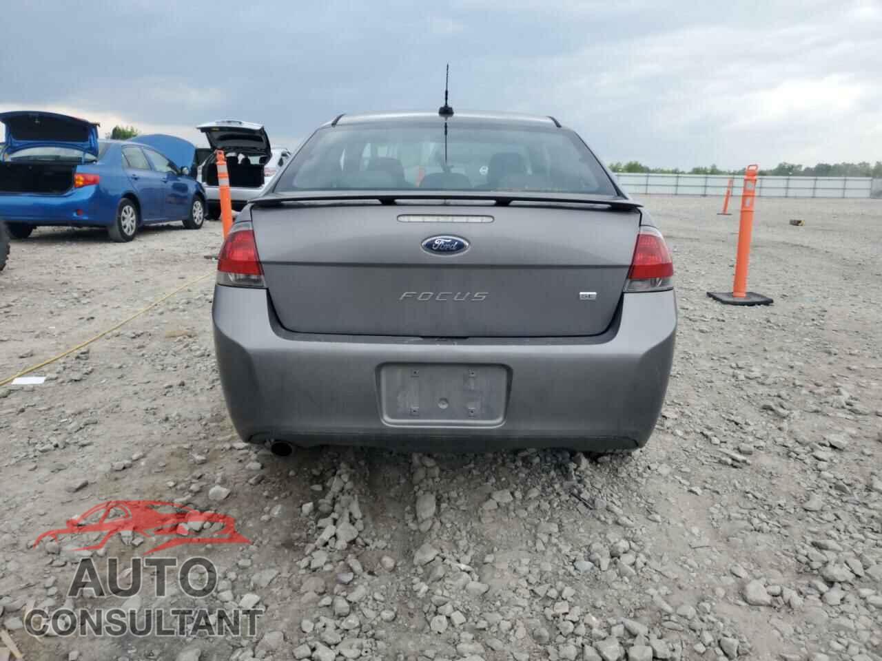 FORD FOCUS 2010 - 1FAHP3CN1AW112611