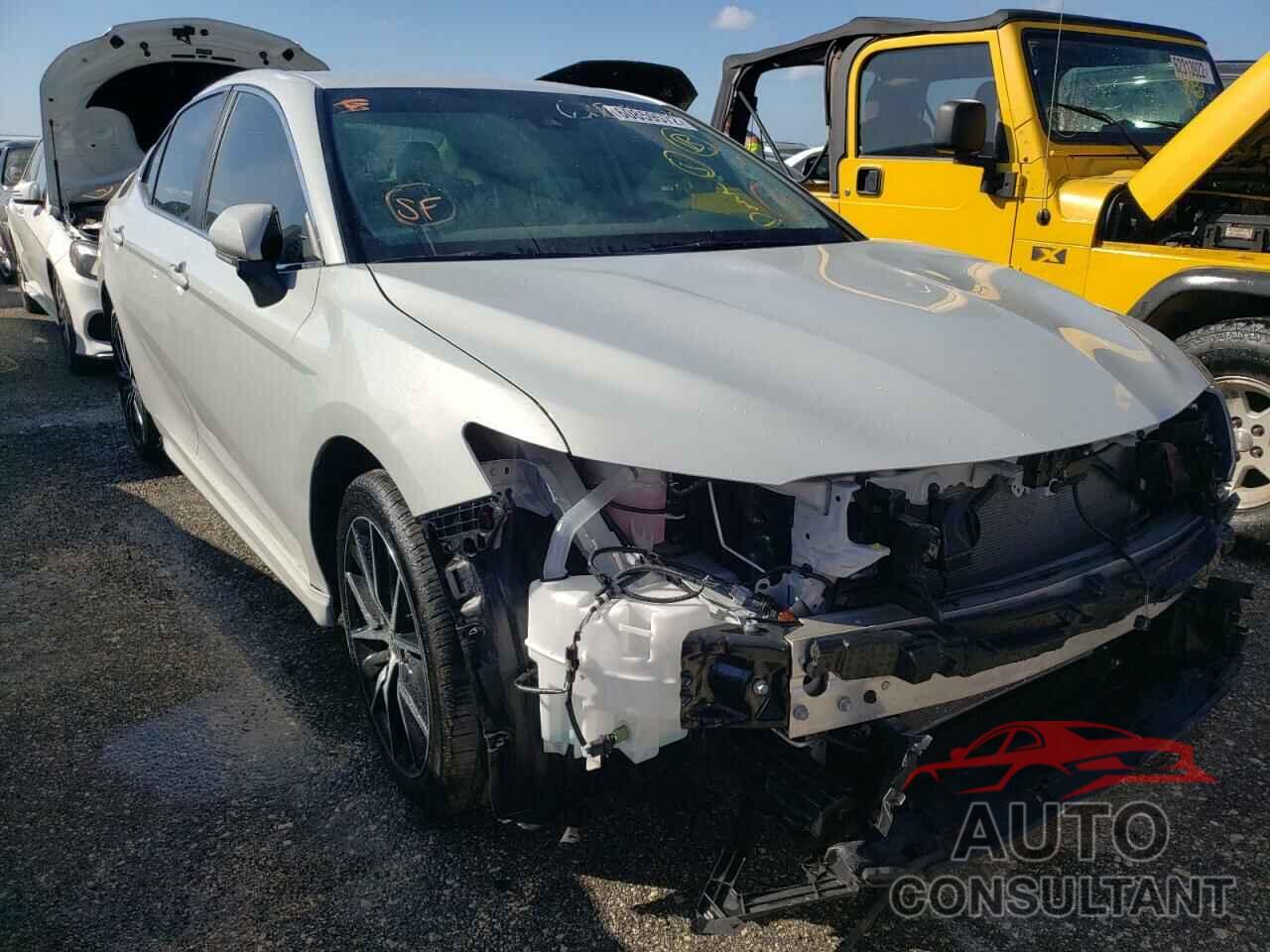 TOYOTA CAMRY 2022 - 4T1G11AK5NU055850