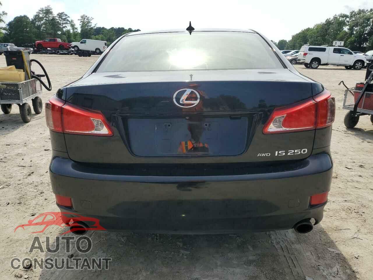 LEXUS IS 2011 - JTHCF5C21B5046236