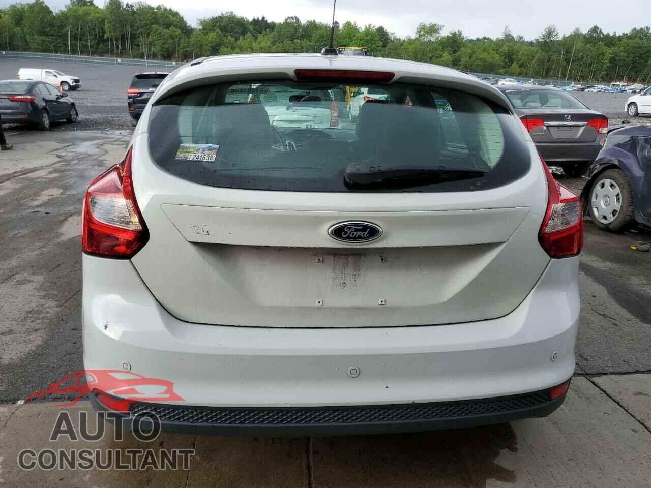 FORD FOCUS 2013 - 1FADP3K25DL121095