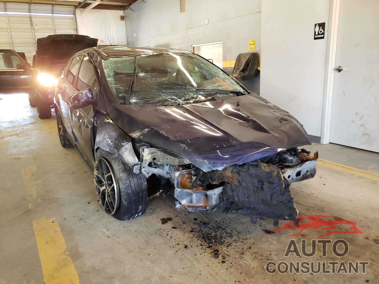 FORD FOCUS 2017 - 1FADP3M26HL227798