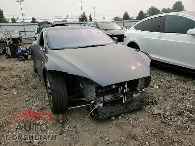 TESLA MODEL S 2017 - 5YJSA1E27HF201509
