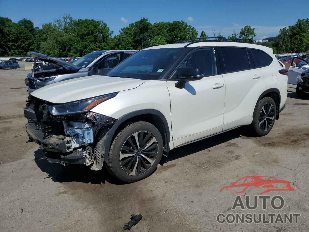 TOYOTA HIGHLANDER 2021 - 5TDLZRBH3MS141044