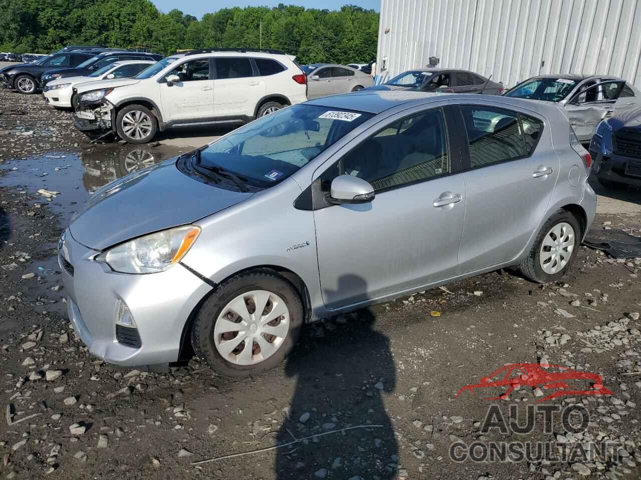 TOYOTA PRIUS 2013 - JTDKDTB34D1048932