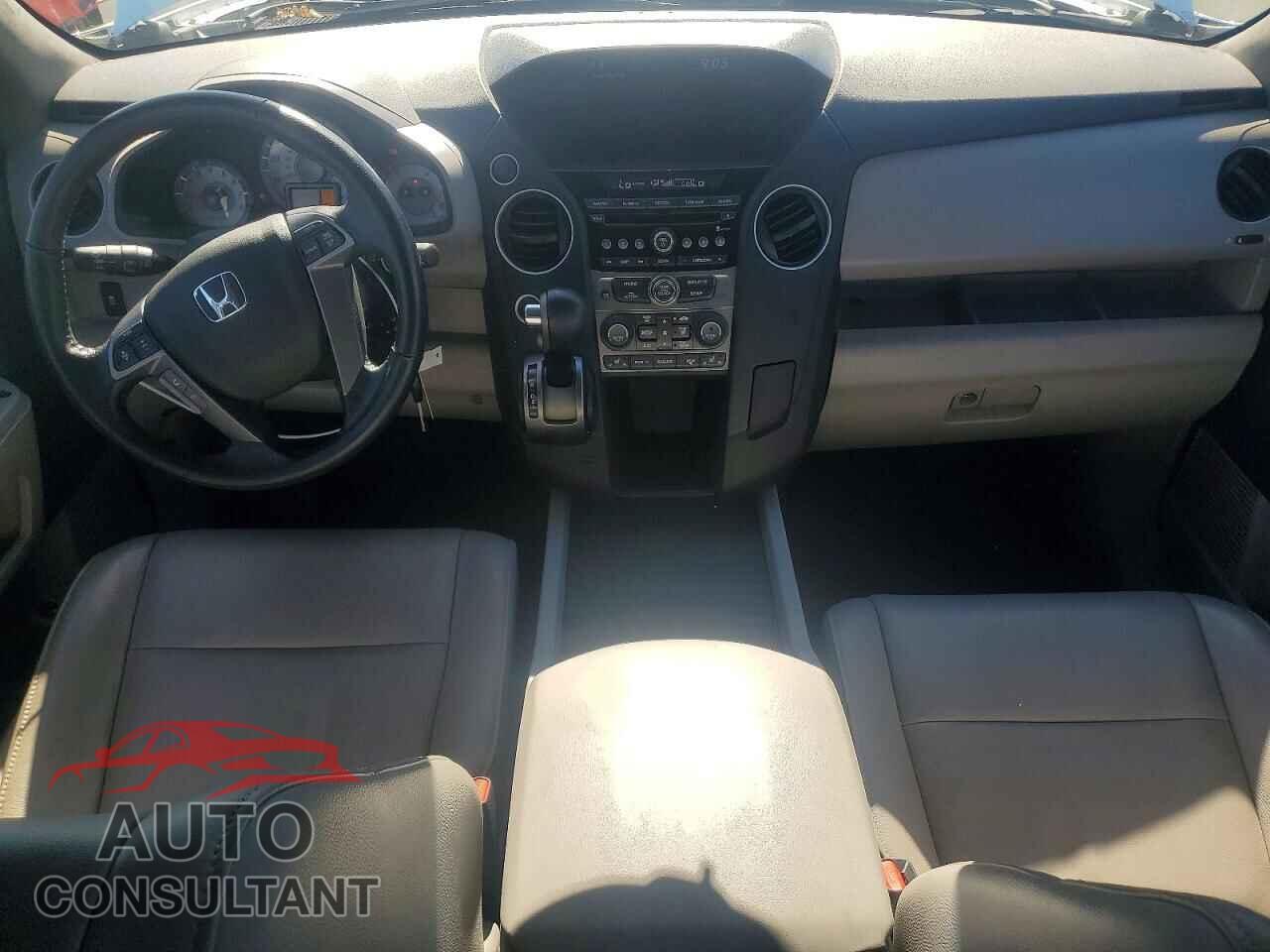 HONDA PILOT 2014 - 5FNYF4H52EB026844