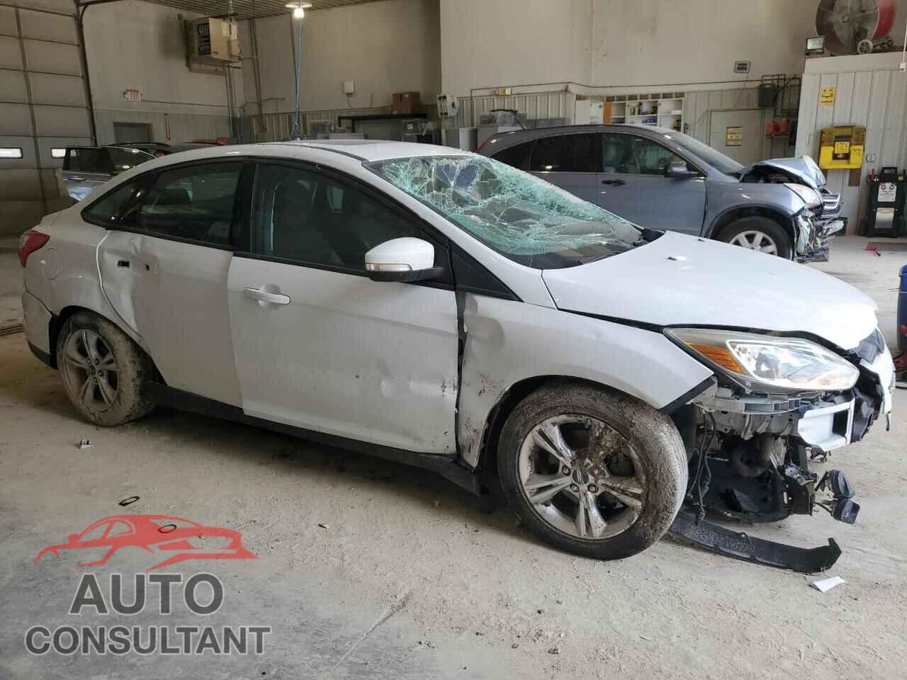 FORD FOCUS 2014 - 1FADP3F2XEL157683