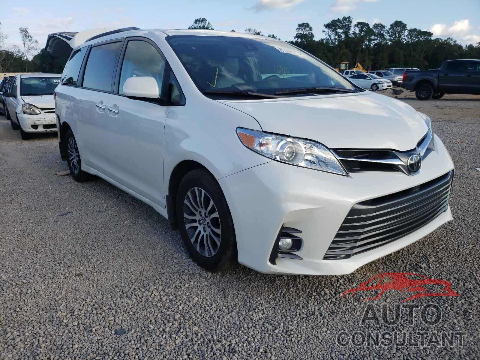 TOYOTA SIENNA 2018 - 5TDYZ3DC0JS950484