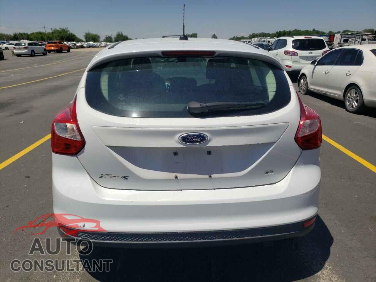 FORD FOCUS 2012 - 1FAHP3K28CL302871