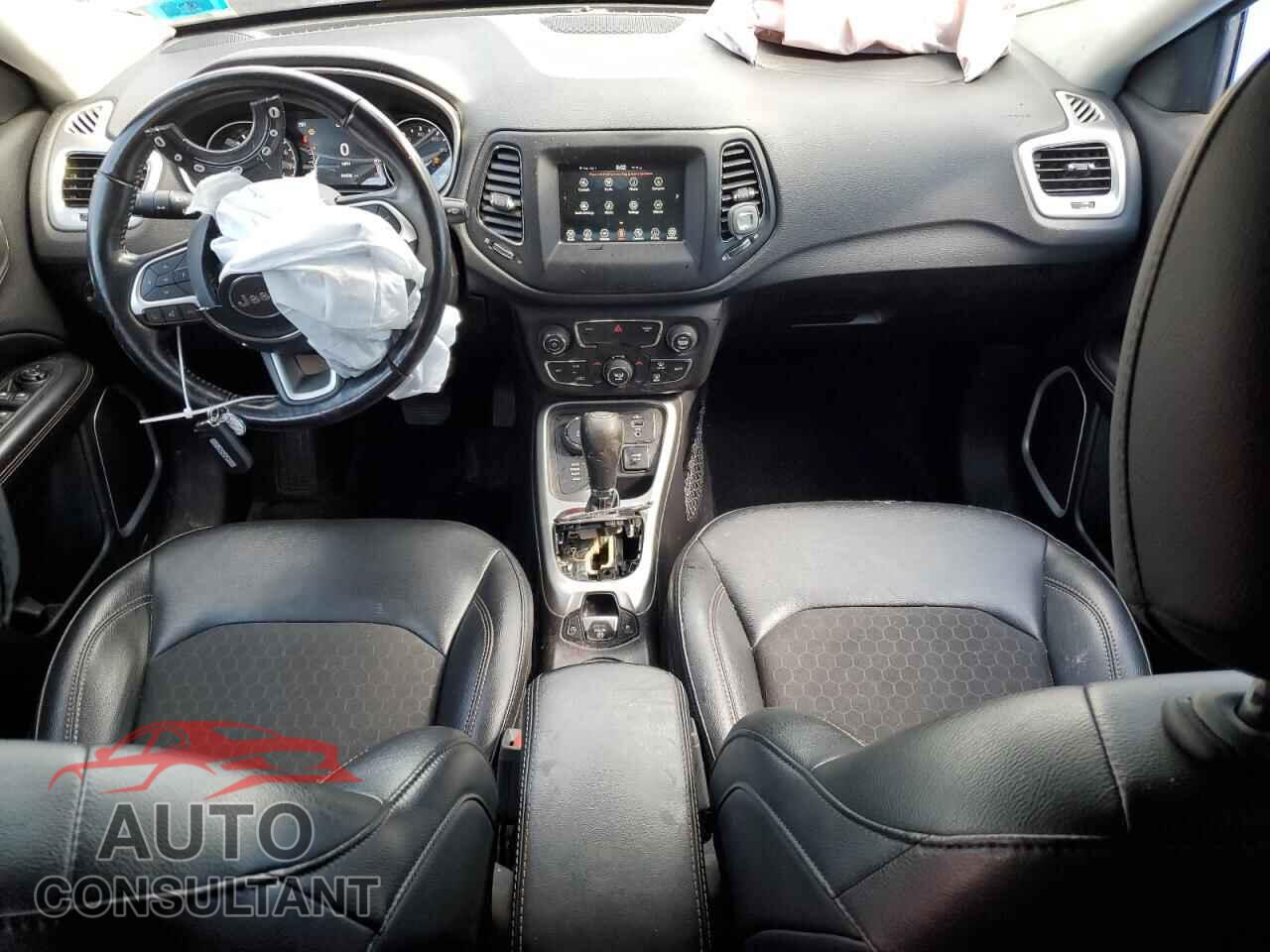 JEEP COMPASS 2019 - 3C4NJDBB8KT786774