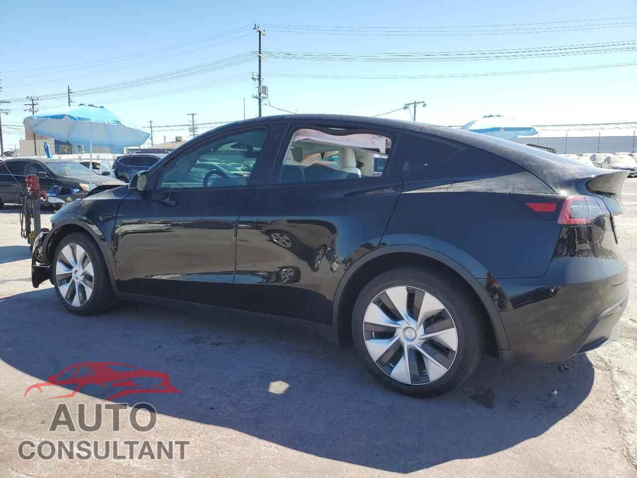 TESLA MODEL Y 2021 - 5YJYGDEEXMF201275