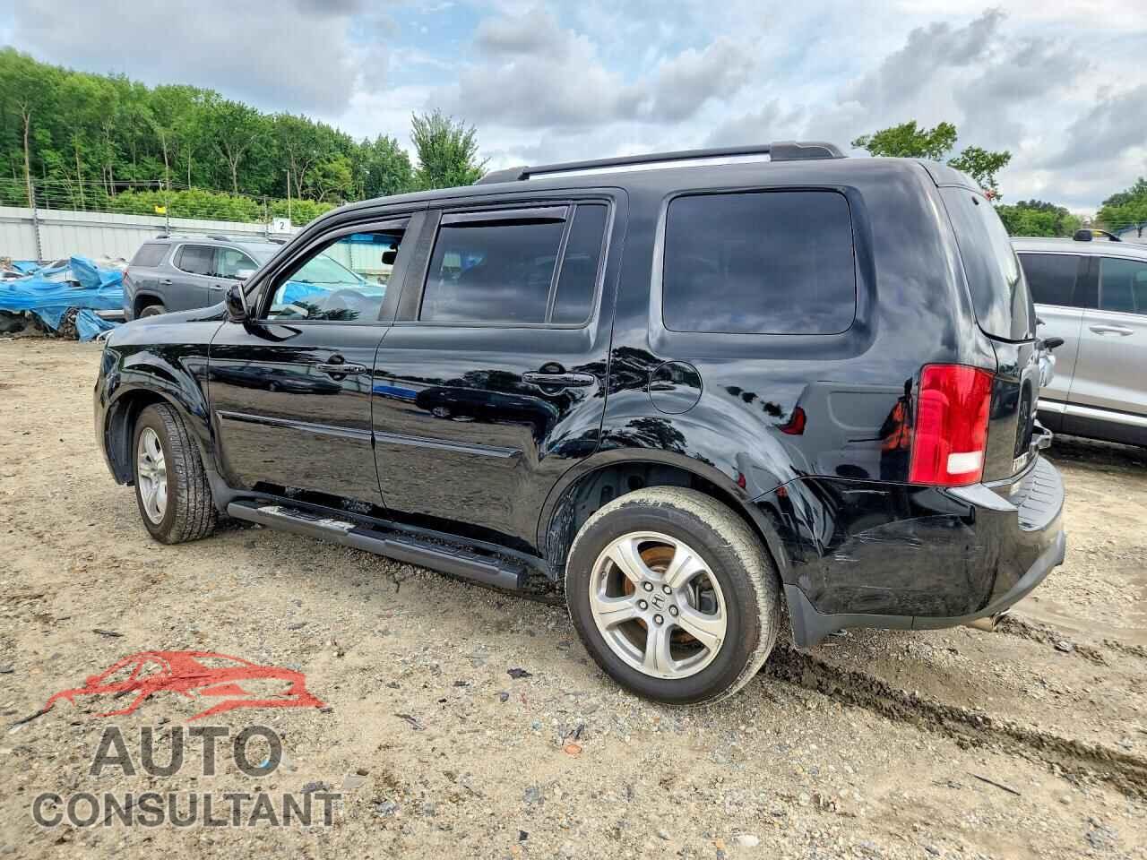 HONDA PILOT 2015 - 5FNYF3H57FB024003