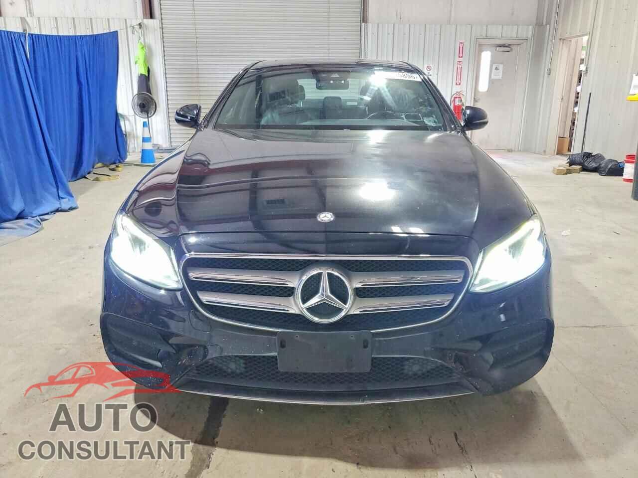 MERCEDES-BENZ E-CLASS 2017 - WDDZF4KB2HA147413