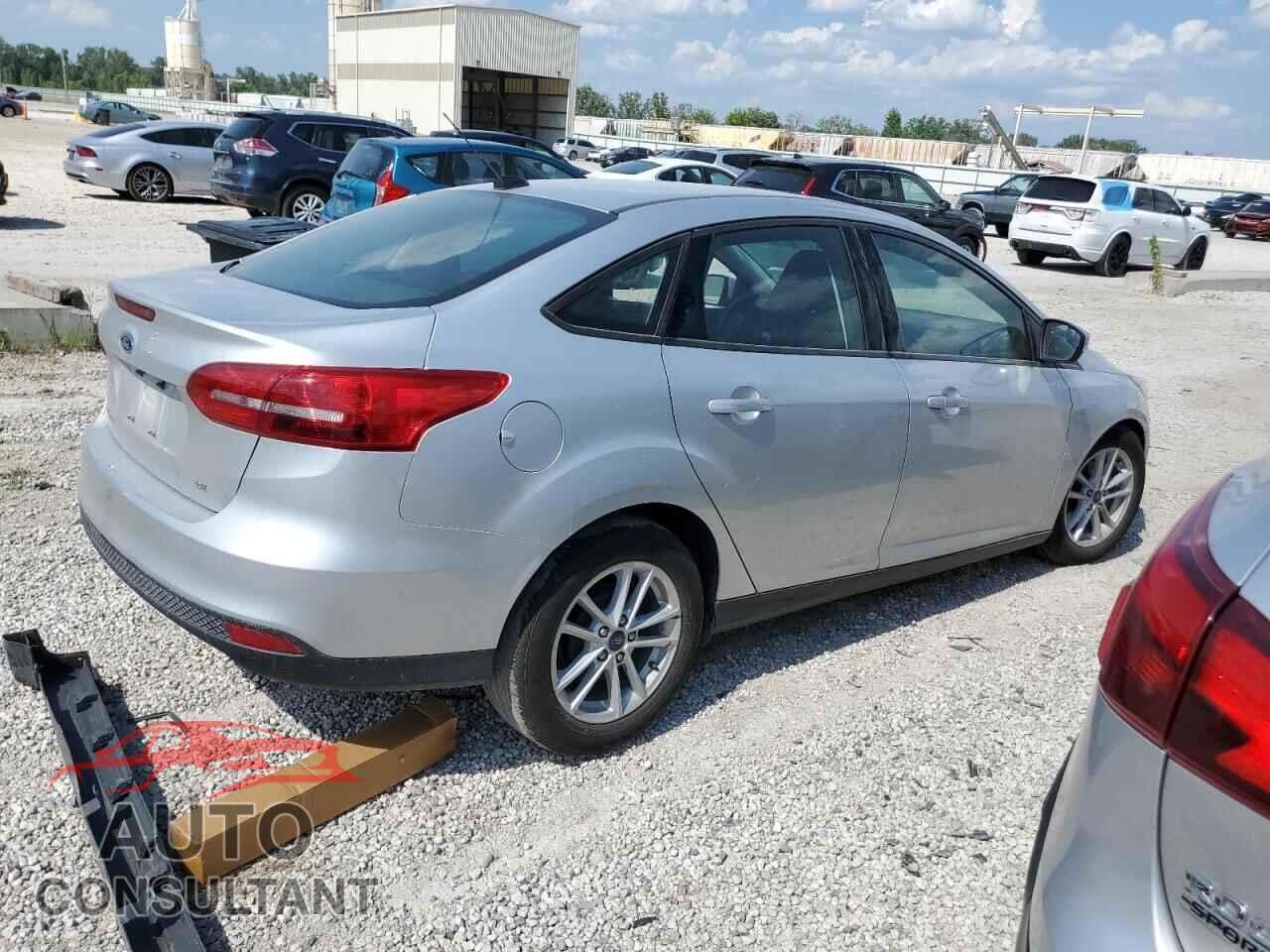 FORD FOCUS 2017 - 1FADP3F29HL323387