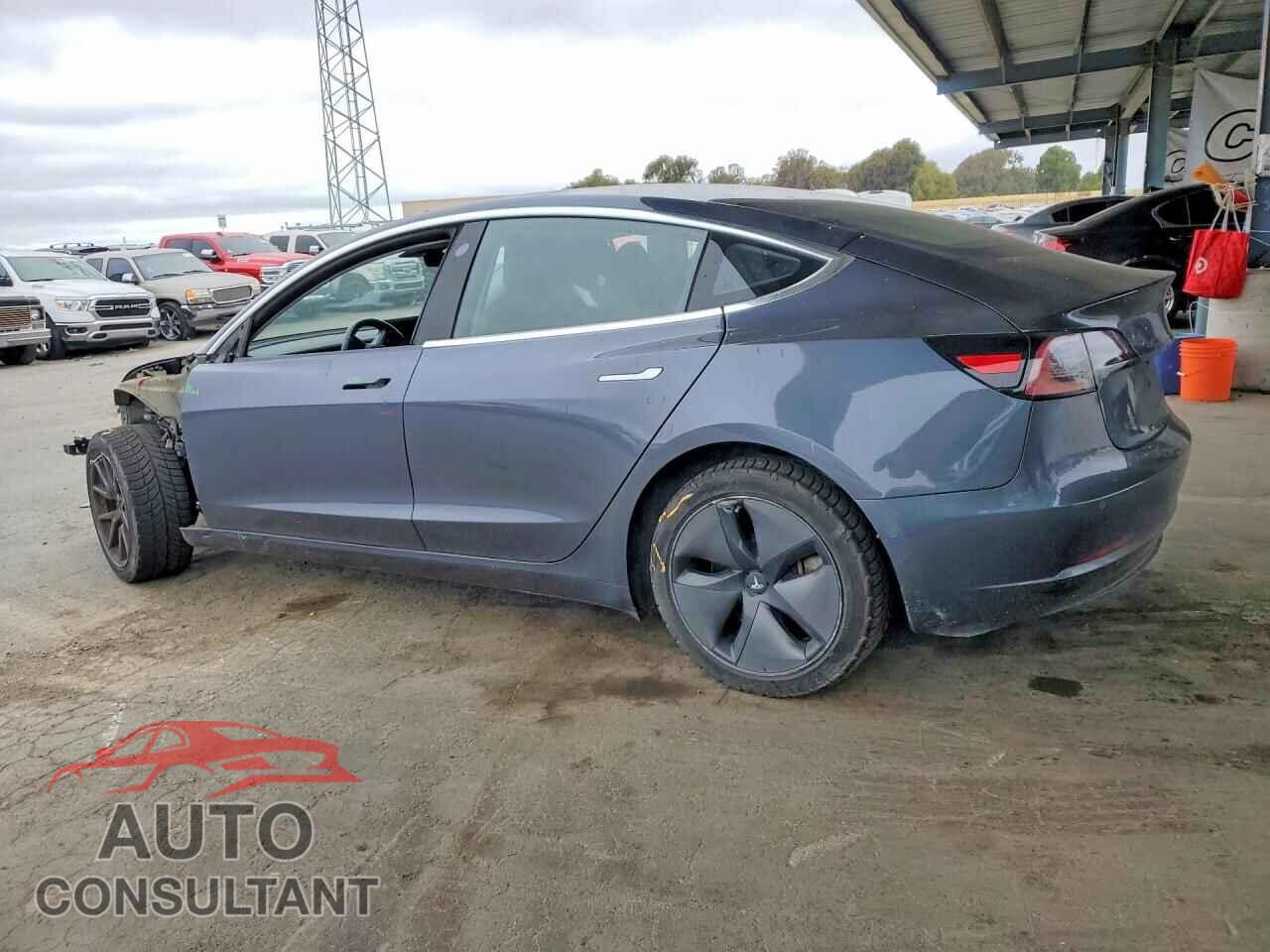 TESLA MODEL 3 2018 - 5YJ3E1EA1JF021853