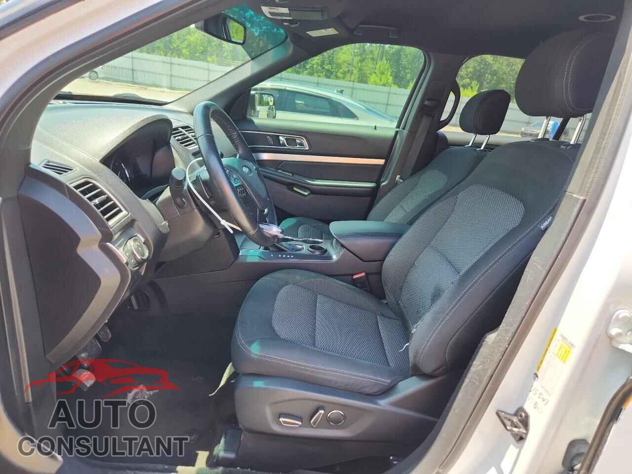 FORD EXPLORER 2017 - 1FM5K7D89HGB08432