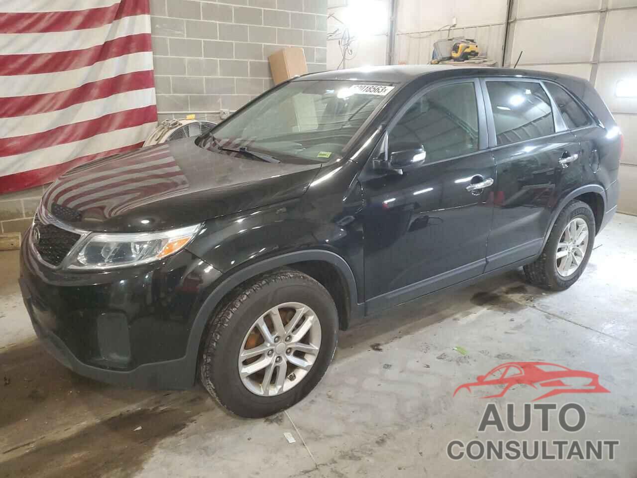 KIA SORENTO 2015 - 5XYKT3A68FG582873